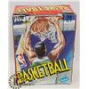 Image 1 : FLEER BASKETBALL TRADING CARDS & PHOTO STICKERS.