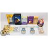 Image 1 : FLAT OF TAROT CARDS 5 DECKS (SOME