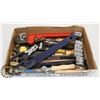 Image 1 : LARGE FLAT OF ESTATE TOOLS