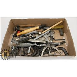 LARGE FLAT OF ESTATE TOOLS