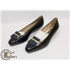 Image 1 : PLAZA SUITE NAVY SZ 6