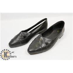 BLACK SHOES SZ 5.5