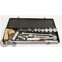 WESTWARD 1/2" DRIVE SOCKET SET.