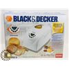 Image 1 : BLACK AND DECKER ALL IN ONE BREAD MAKER.