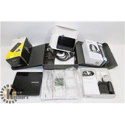 BUNDLE OF ELECTRONICS INCLUDING SONY MICRO