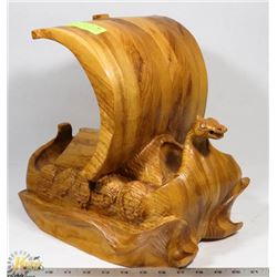 HANDCRAFTED OAK VIKING SHIP - HIGH LEVEL OF