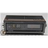 Image 1 : CLASSIC FLIP DIAL CLOCK RADIO.