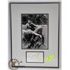 Image 1 : AUTOGRAPHED GUINNESS RECORD HOLDER CINDY