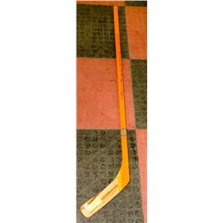 1979-80 EDMONTON OILERS LITHO TEAM SIGNED STICK.