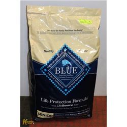 BLUE BUFFALO SENIOR DOG FOOD 30LBS CHICKEN &