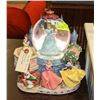 Image 1 : DISNEY PRINCESS MUSICAL SNOWGLOBE.