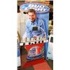 Image 1 : 6FT GRETZKY BUBBLE BOYS HOCKEY GAME CARDBOARD