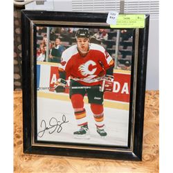 #24 JAROME IGINLA  SIGNED CALGARY FLAMES 8 X 10"