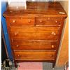 Image 1 : VINTAGE WOOD DRESSER (32.5"X21"X45.5").