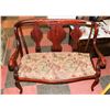 Image 1 : 2 SEATER VINTAGE 42" SETTEE.