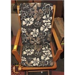 GLIDED WOOD ROCKER CPR SERIES.