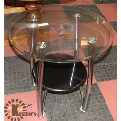 GLASS SIDE TABLE (26"X25"),