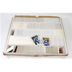 LARGE 3200 COUNT BOX OF VARIOUS HOCKEY CARDS