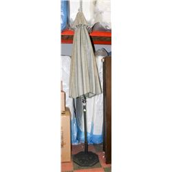 UMBRELLA COMPLETE WITH STAND