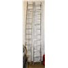 Image 1 : 12'-24' ALUMINUM EXTENSION LADDER