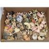 Image 1 : FLAT OF PIG COLLECTIBLES