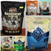 Image 1 : FEATURED LOT: PET FOOD!
