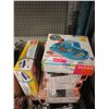 Image 1 : 5 Inflatable Mattresses & Toys