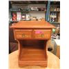 Image 1 : End Table / Night Stand with Drawer