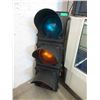 Image 1 : 42" Tall Industrial 3 Lens Traffic Light