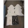 Image 1 : 4 New Fun Fur Throw Rugs - Sheepskin Shaped