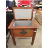 Image 1 : Free Standing Maple Leaf Wood Cooler with Liner