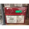 Image 1 : New Twin 3 Piece Polyester Sheet Set - Red