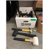 Image 1 : 14 Assorted New Hammers