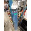 Image 1 : 24 New Metal 4 Foot Mop Handles