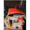 Image 1 : 7 Insulated Mattress & Float Toys - Store Returns