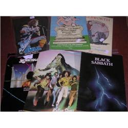 A collection of Tour Progammes mostly from the 1970s to included Rolling Stones 76 Europe Tour, 2 fr