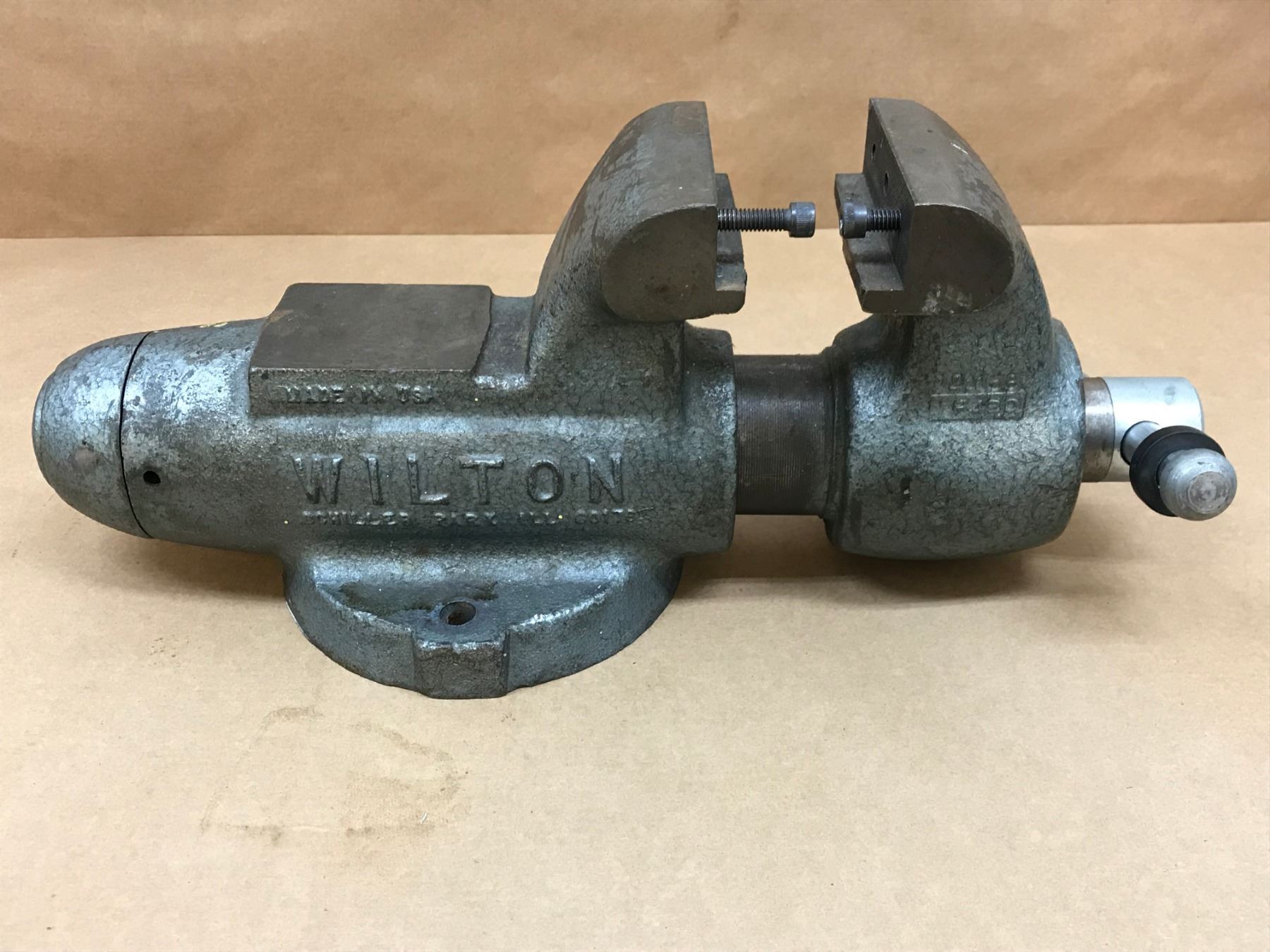 WILTON F480 4