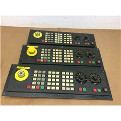 (3) Siemens 1P 6FC5203-0AD10-0AA0 Control Panel