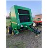 Image 3 : 2002 John Deere 567 Round Baler With Controls