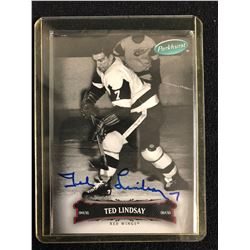 TED LINDSAY SIGNED PARKHURST HOCKEY CARD