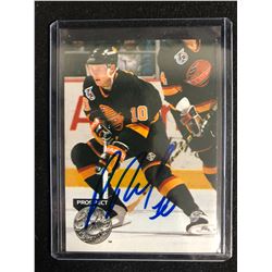 PAVEL BURE SIGNED PRO SET PLATINUM HOCKEY CARD