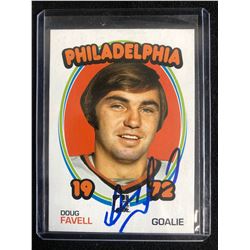 DOUG FAVELL SIGNED VINTAGE IN THE GAME HOCKEY CARD