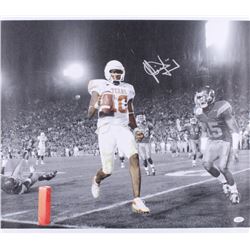 Vince Young Signed University of Texas Longhorns 21x24 Photo On Canvas (JSA COA)