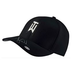 Tiger Woods Signed Nike Aerobill Black Golf Cap (UDA COA)