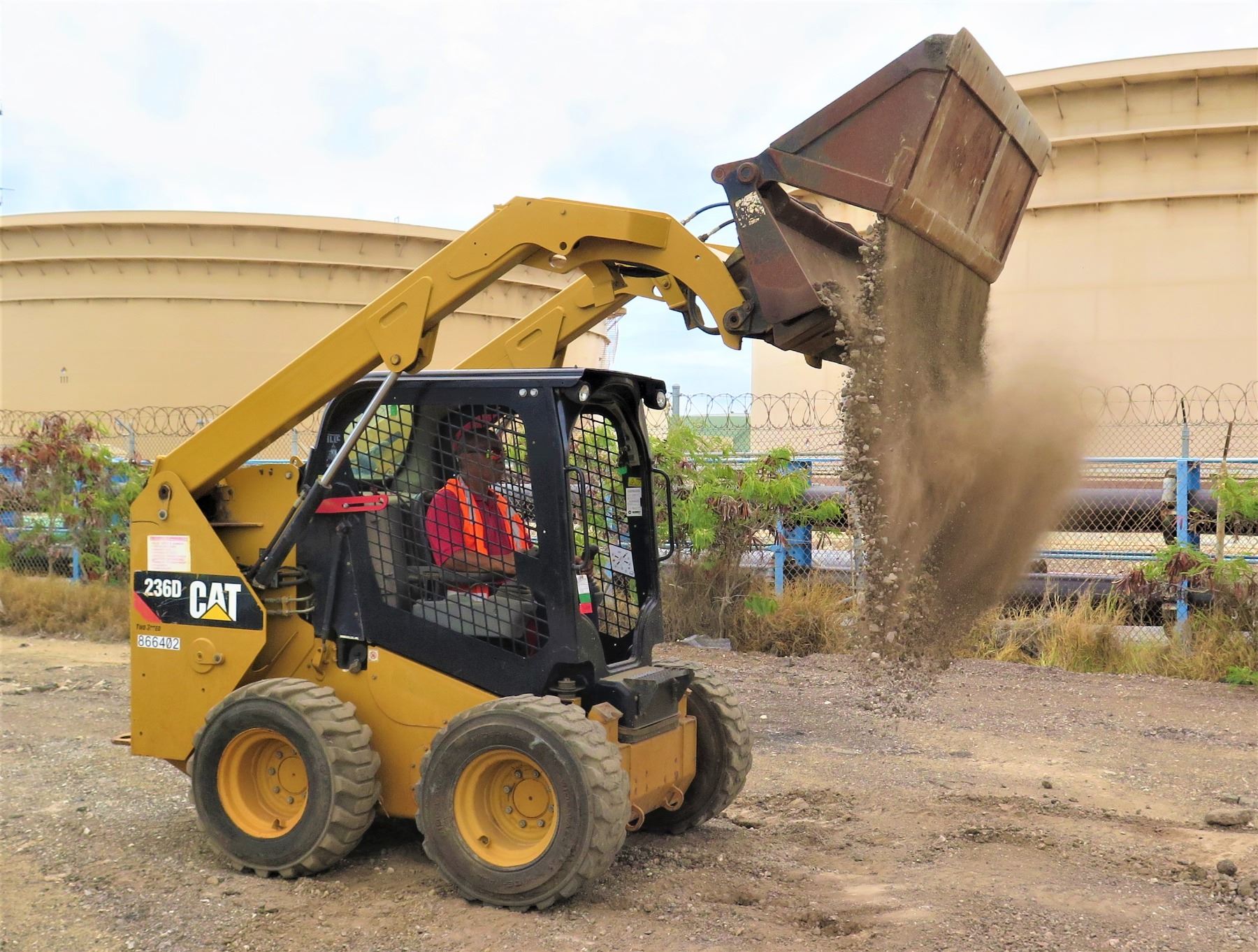2013 CAT 236D Skidsteer, 703 Hours (Runs & Works - See Video)