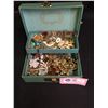 Image 1 : Small Vintage Jewelry Box Filled with Vintage Jewelry