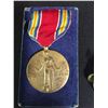 Image 3 : WWII WW2  US Service Medal with Award