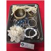 Image 1 : Tray of Costume Jewelry