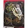 Image 1 : Tray of Costume Jewelry