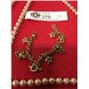 Image 2 : 50" Faux Pearl Necklace and Gold Plated Bracelet